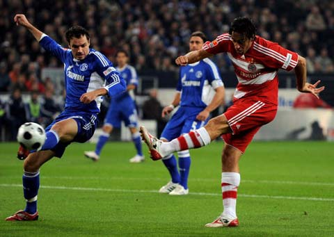 据知情人士 据知情人士